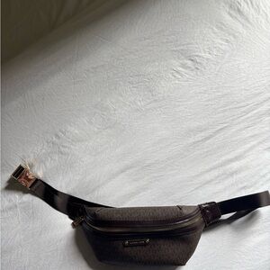 Michael Kors Brown Belt Bag Sleek Design